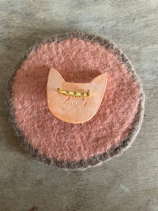 Broche renard en céramique émaillée