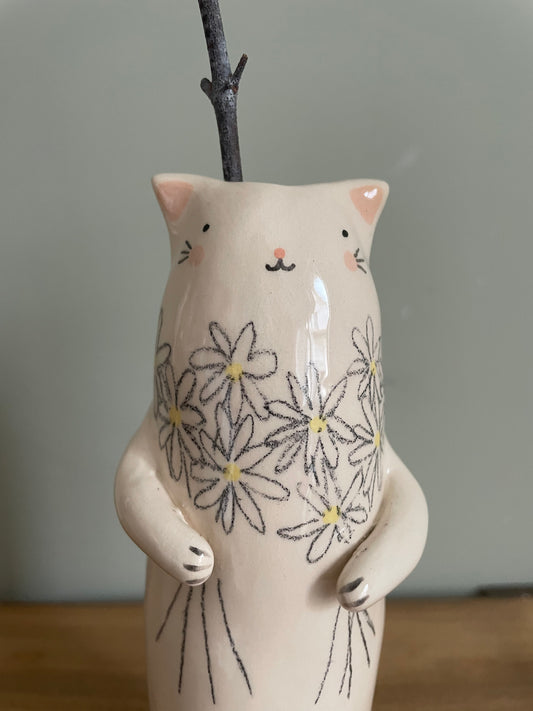 Soliflore cat with poppy in ceramic glazed vase