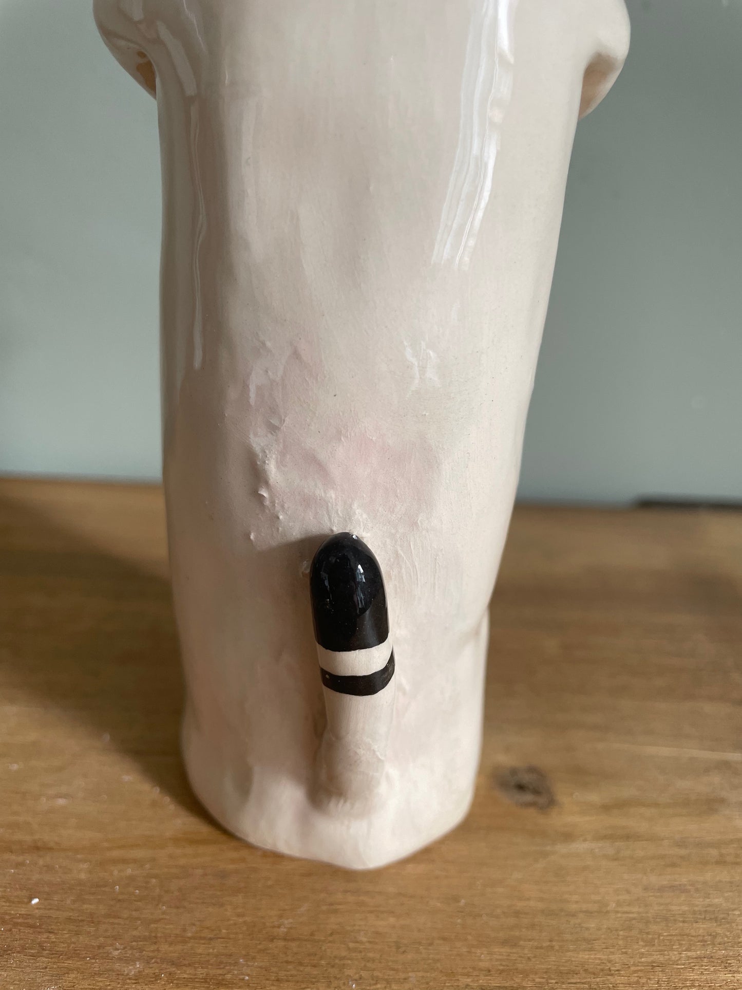 Soliflore cat with poppy in ceramic glazed vase